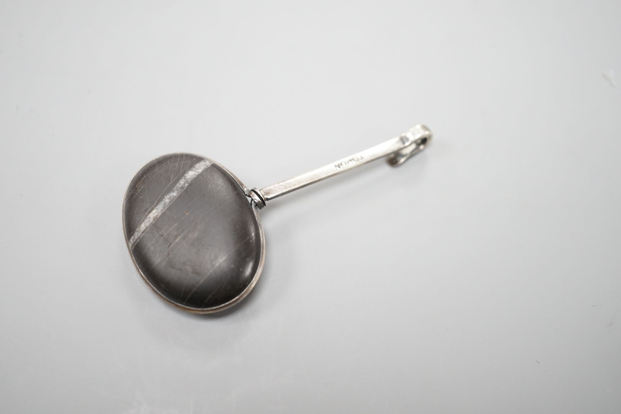 A Vivian Torun white metal and white veined black hardstone set pendant, stamped 'Torun' only with obscure fineness? mark, 59mm.